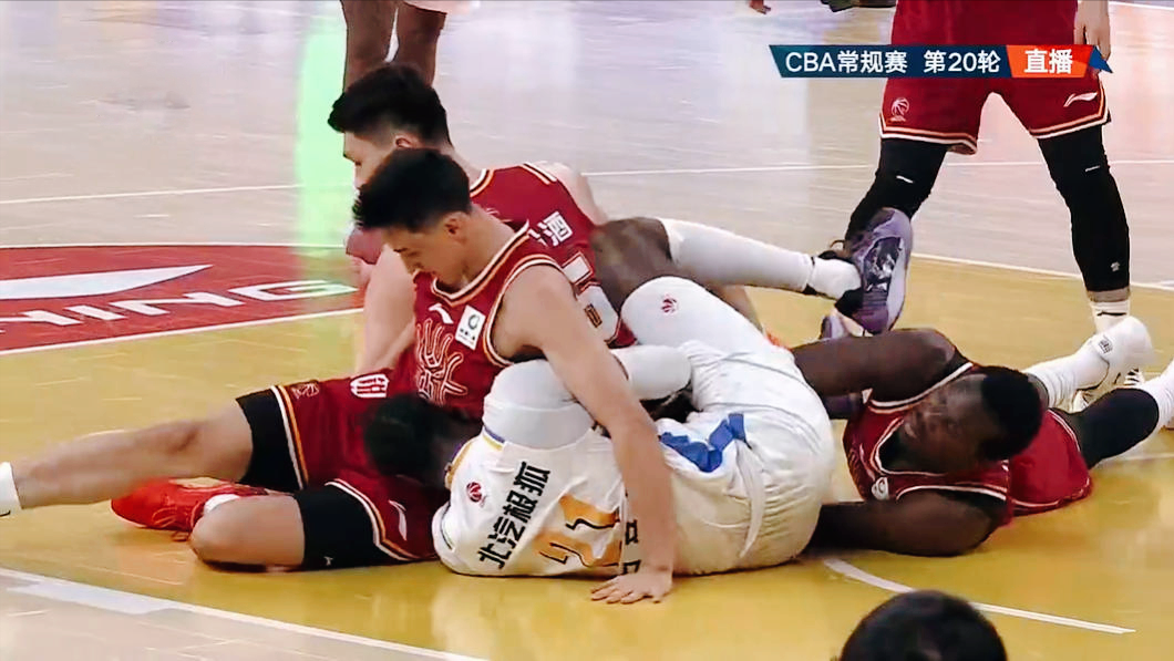世界杯比赛集锦-1分惜败！残阵北京惊艳1战，CBA焦点：迪亚洛准3双，多次爆发争执